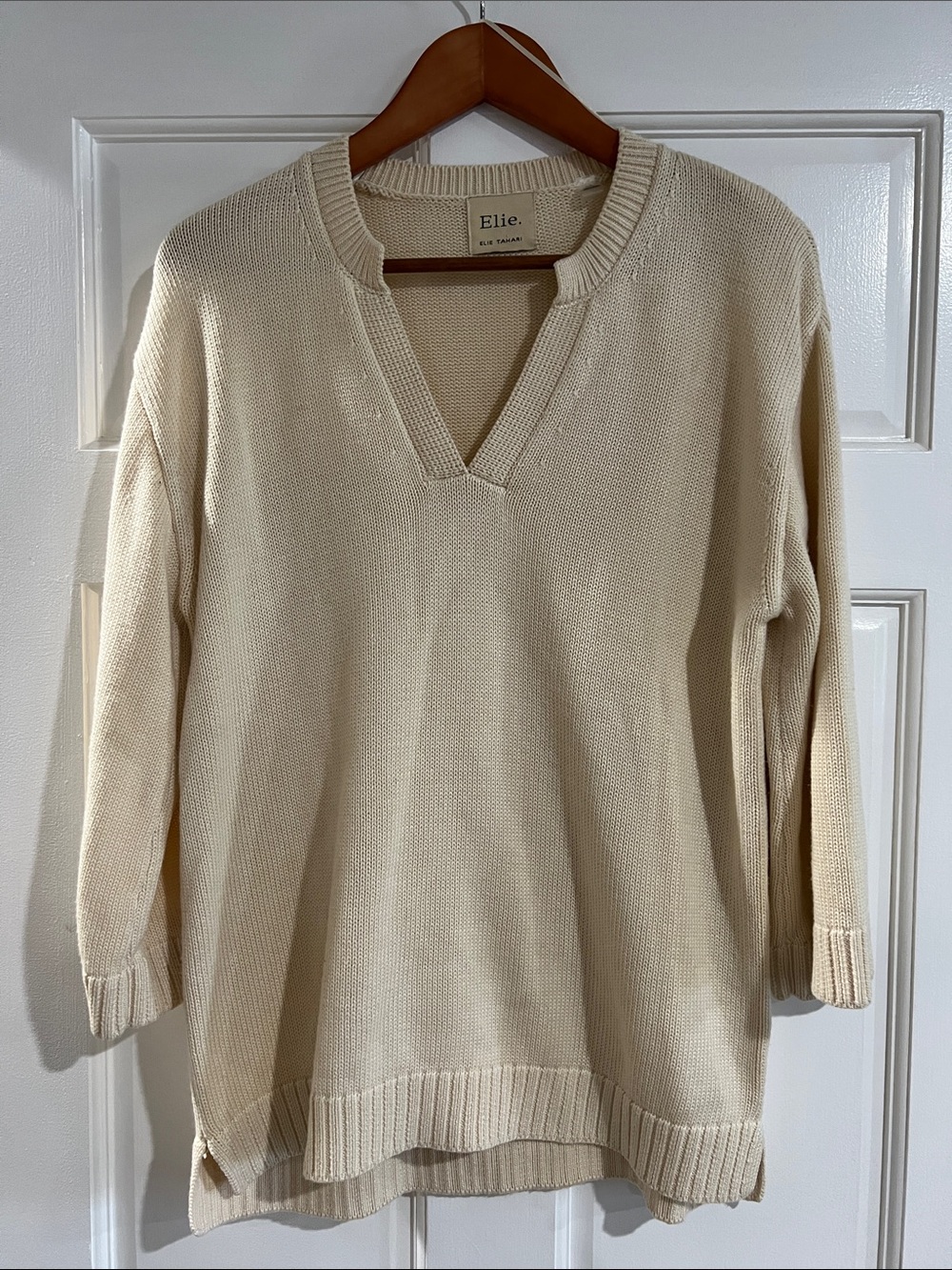 Elie Tahari Ivory V-Neck Cotton Sweater
